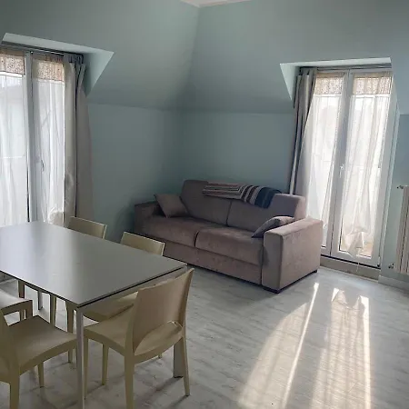 La Magnolia Apartaments IV Tulip Desenzano del Garda Esterno foto
